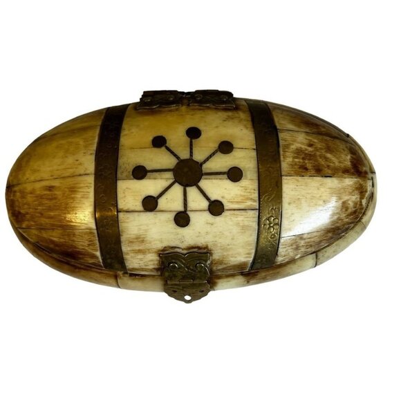 Vintage Inlaid Camel Bone & Brass Oval Trinket Jewely Box With Latch - Picture 2 of 16